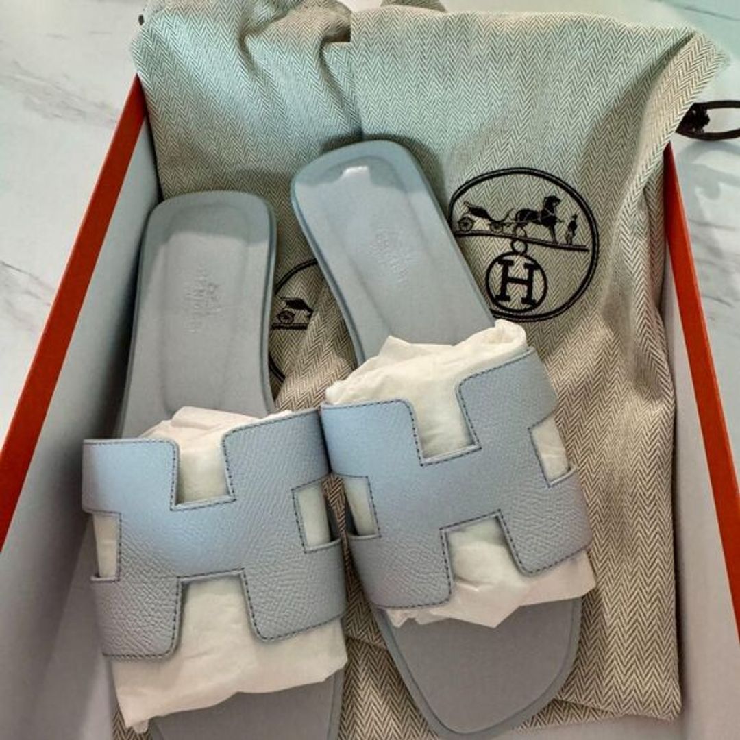 HERMÈS Oran Sandals
