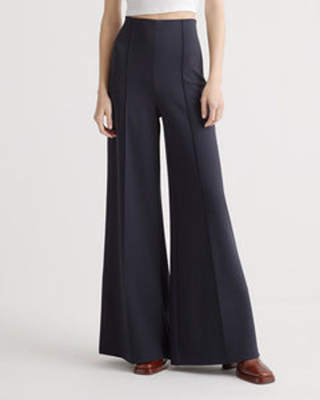 Ultra-Stretch Ponte Straight Leg Pant