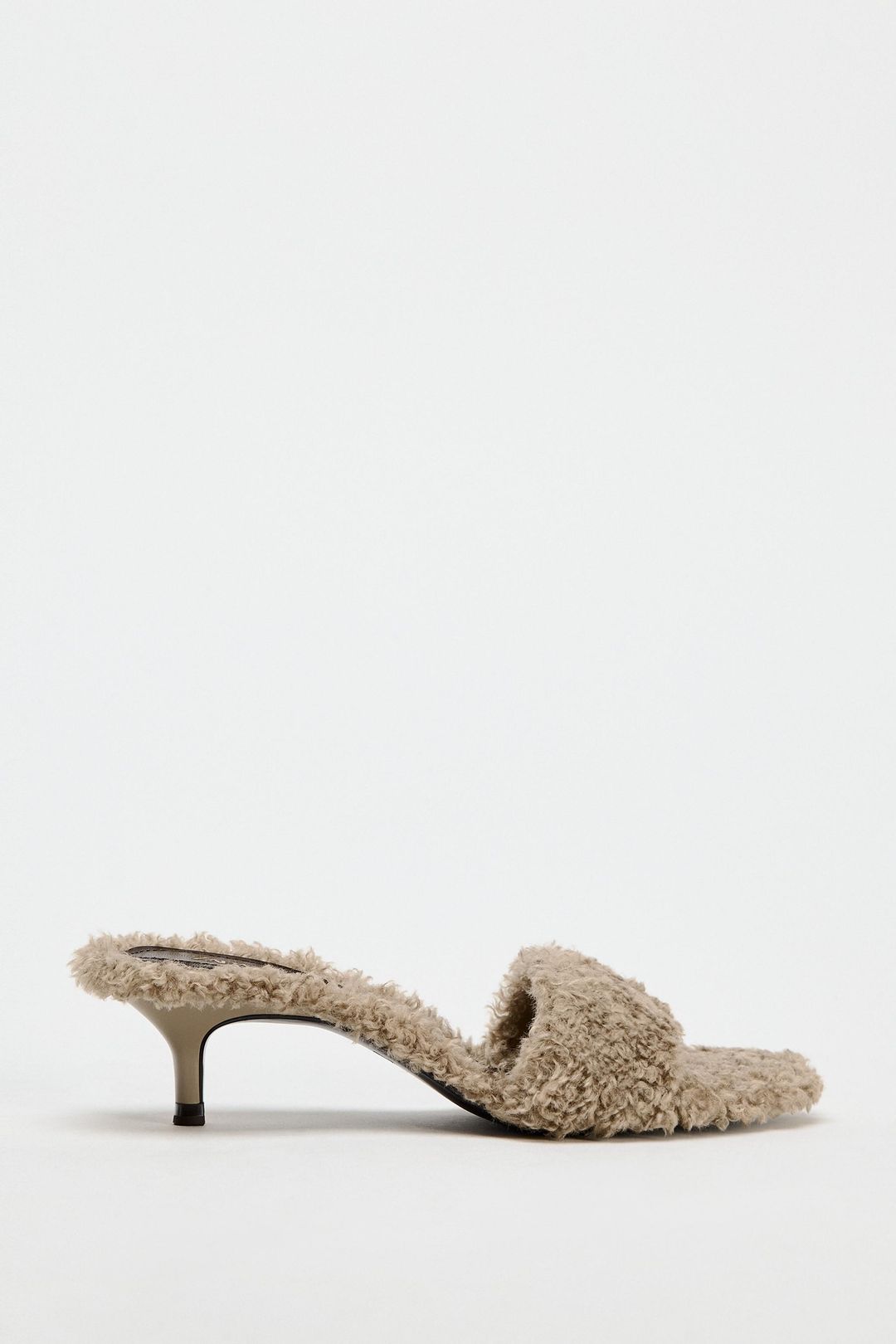 KITTEN HEEL SANDALS