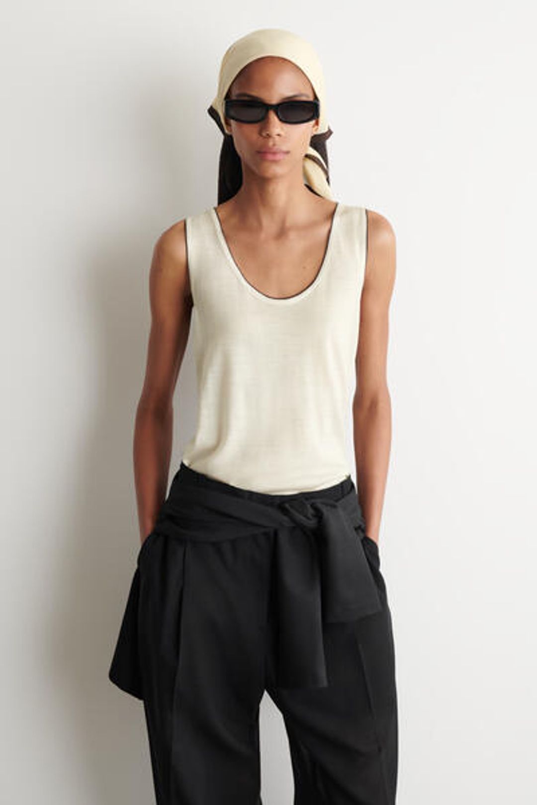 CONTRAST-TIPPED KNITTED WOOL TANK TOP