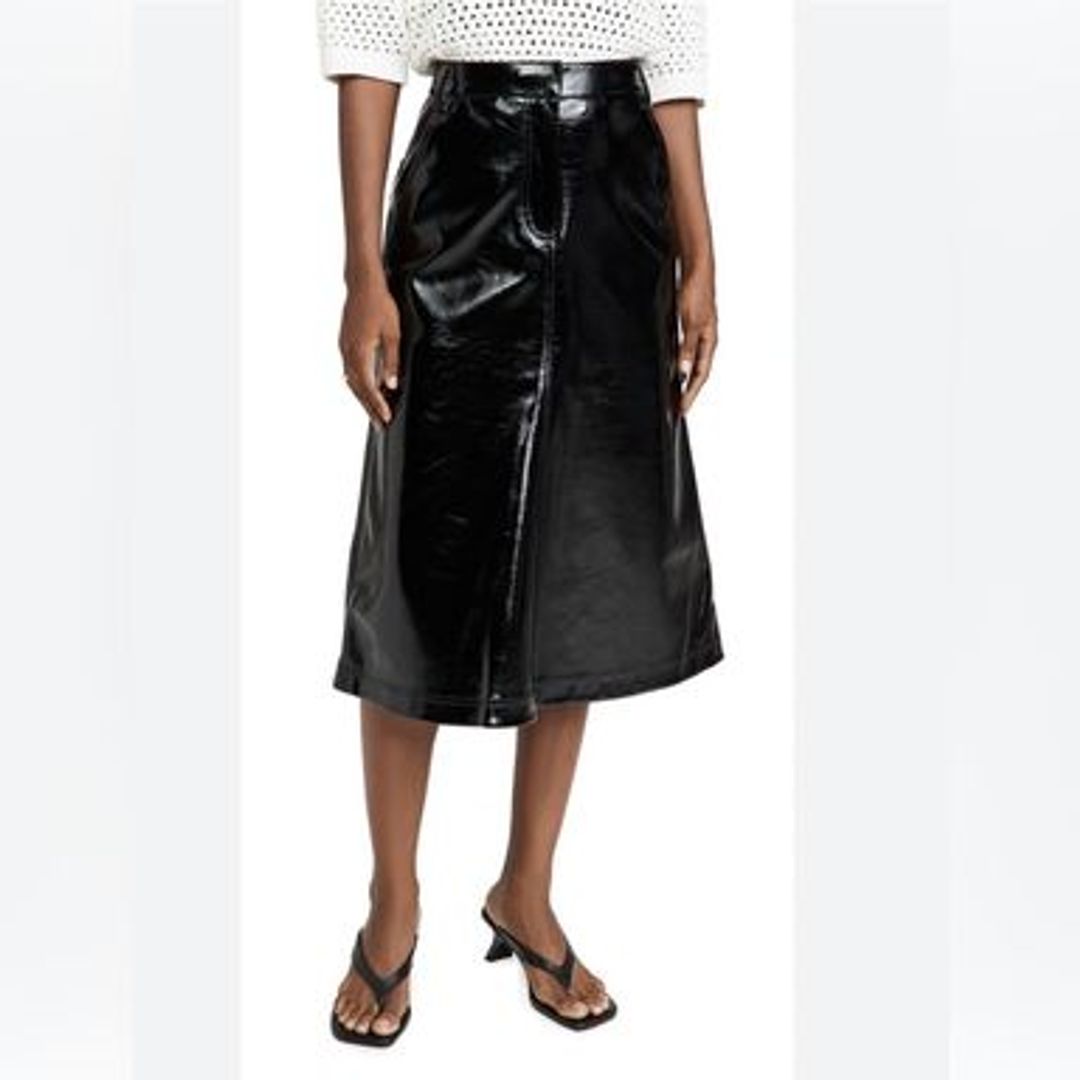 faux patent leather sculpted skirt
