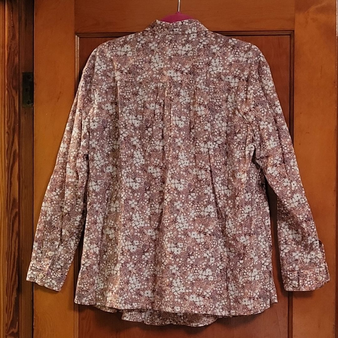 Anthropologie Sasha Smocked Boyfriend Buttondown