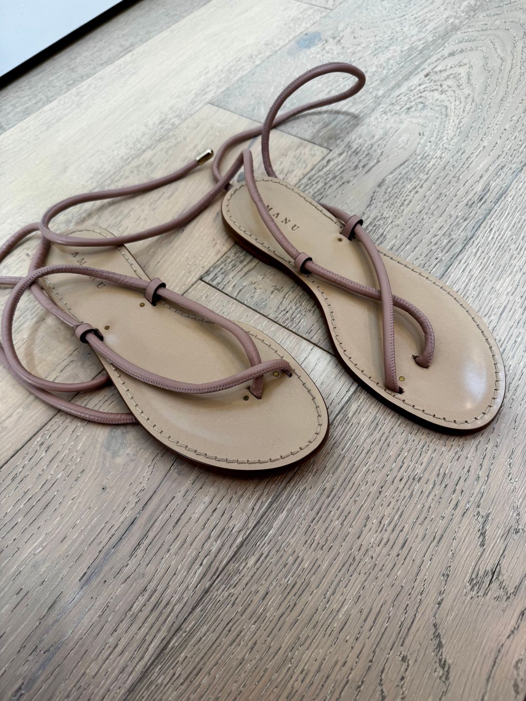 Amanu Kilimanjaro leather sandals
