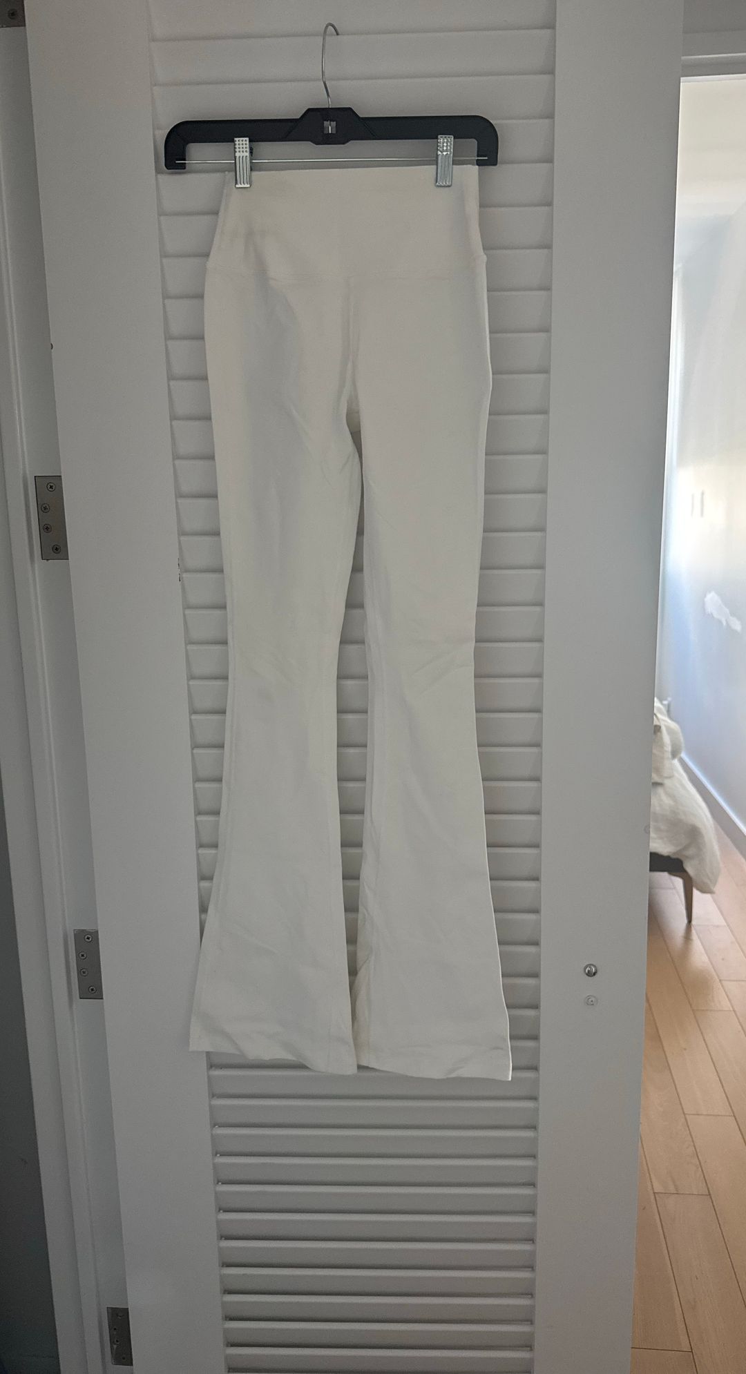 Raquel High Waist Flared Legging