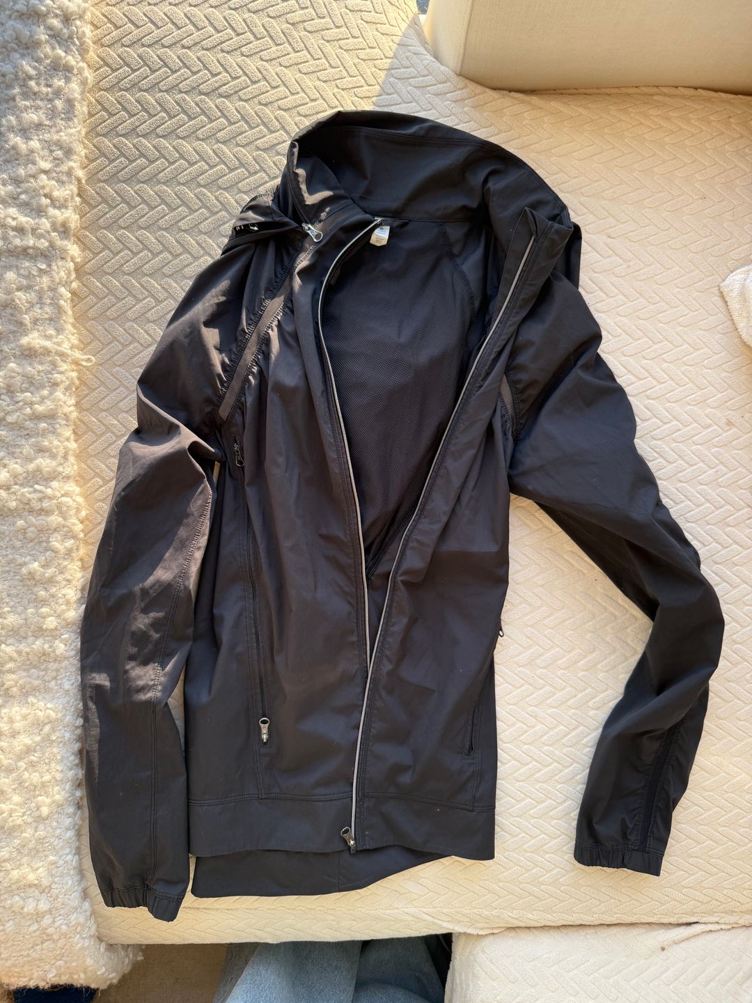 Lululemon black reflective rain jacket