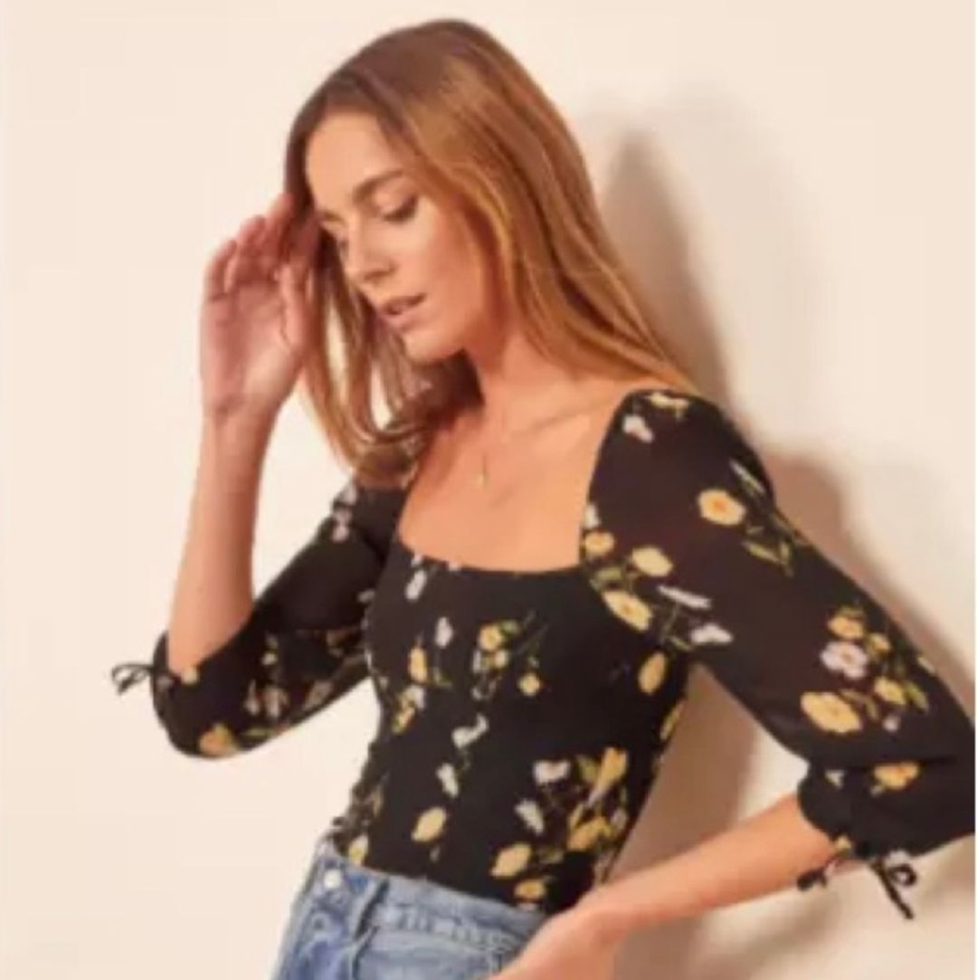 Reformation Reformation Grove Square Neck Top