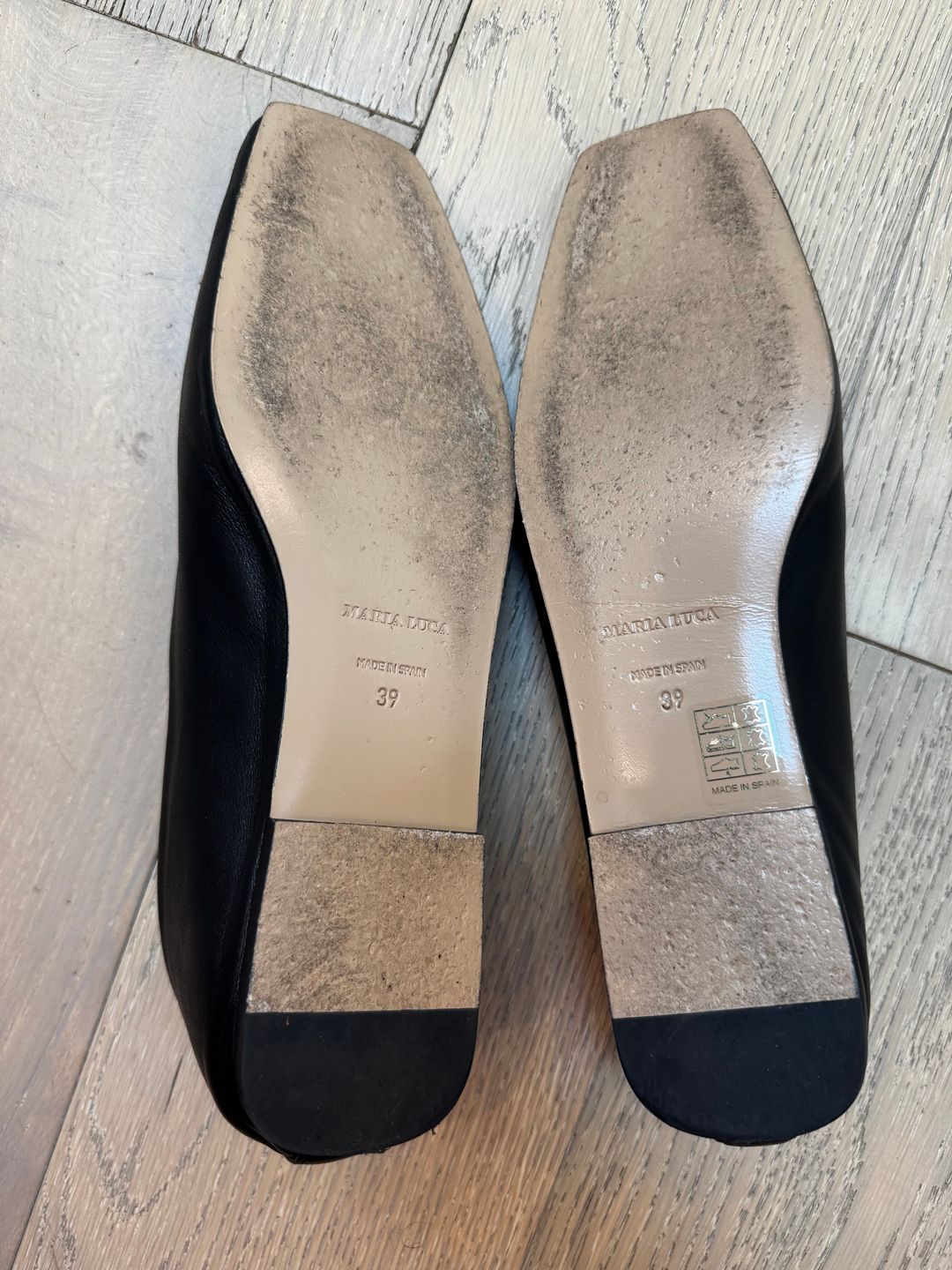 Augusta Ankle-Chain Leather Ballerina Flats