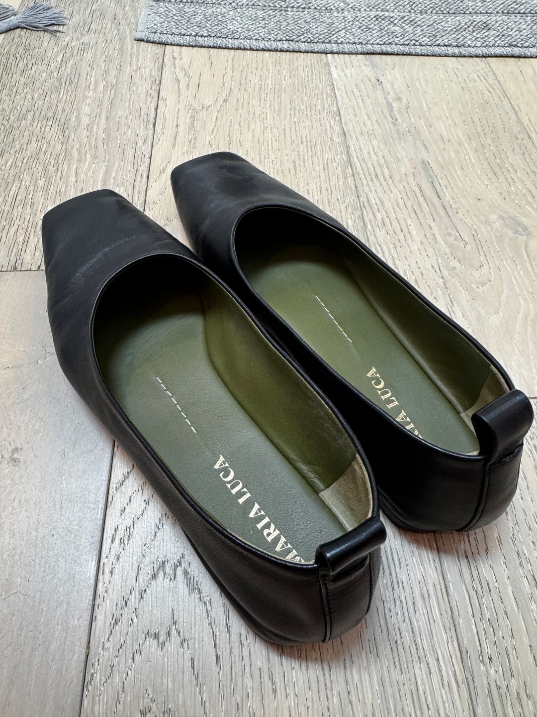 Augusta Ankle-Chain Leather Ballerina Flats