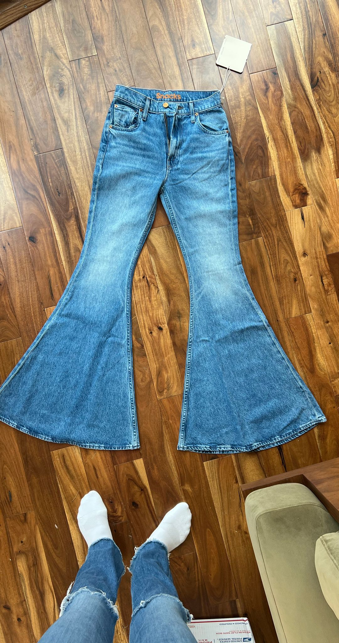 SNACKS! The Dollop Heel - Dine N' Dash