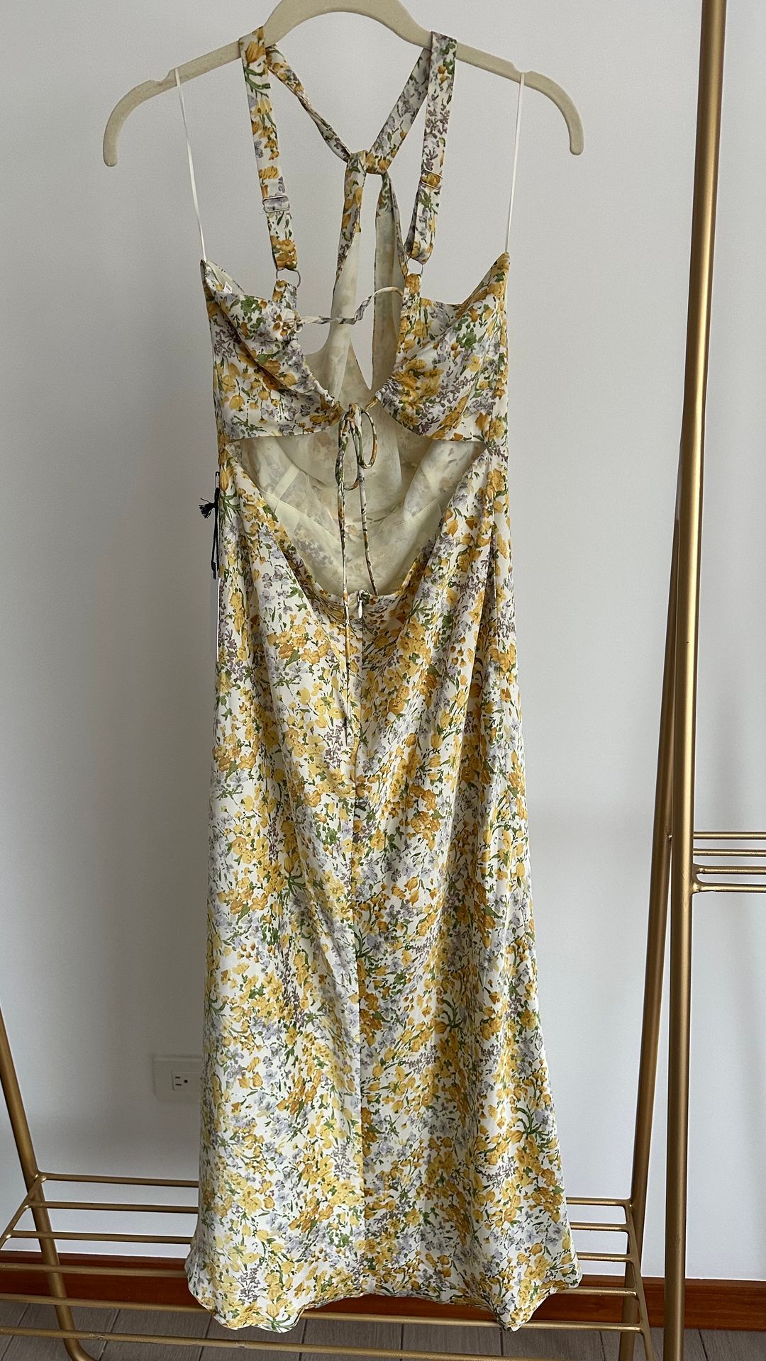 NWT ASTR the Label Sandrine Floral Halter Midi Dress