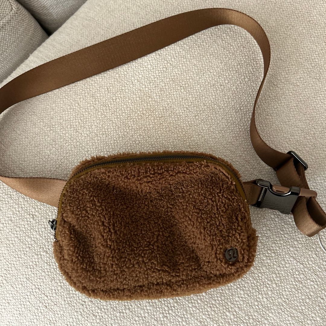 Lululemon Cross Body Bag