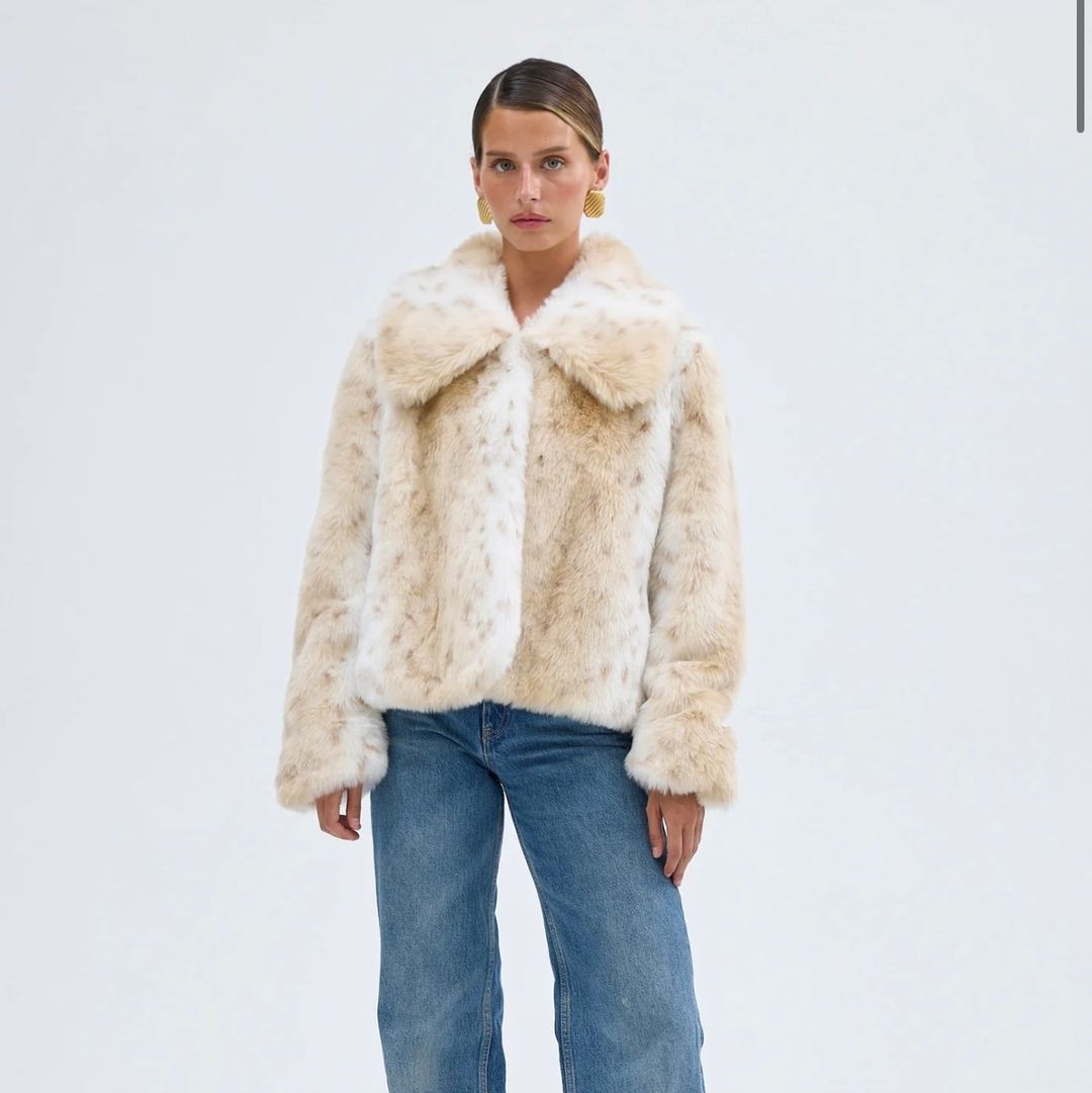 Chelsea faux fur coat - neutral 