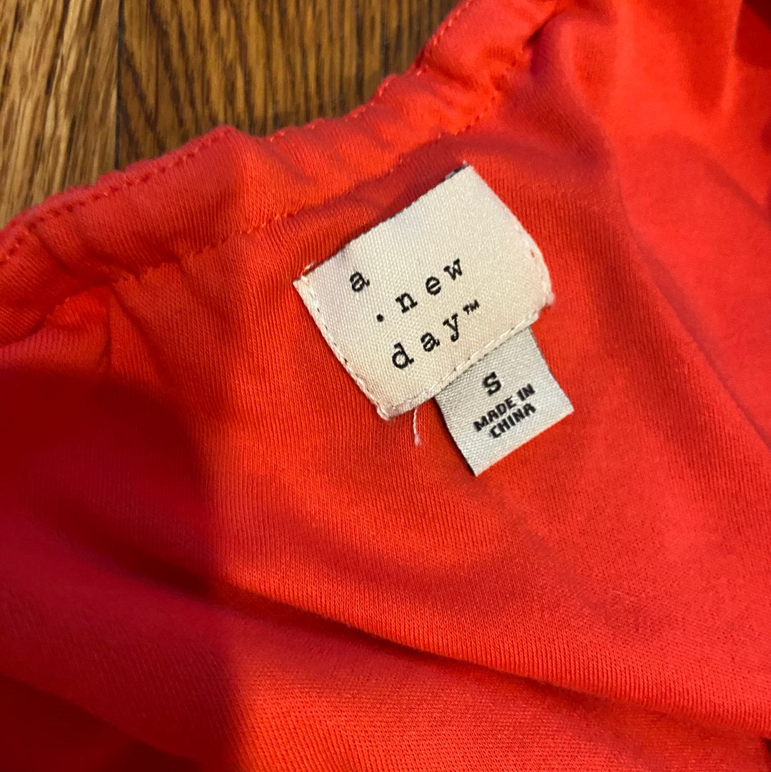 One shoulder pink dress