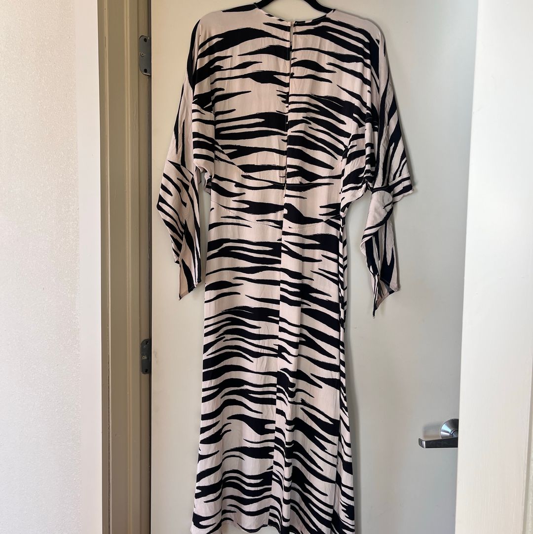 Black and white tiger patterned dress
