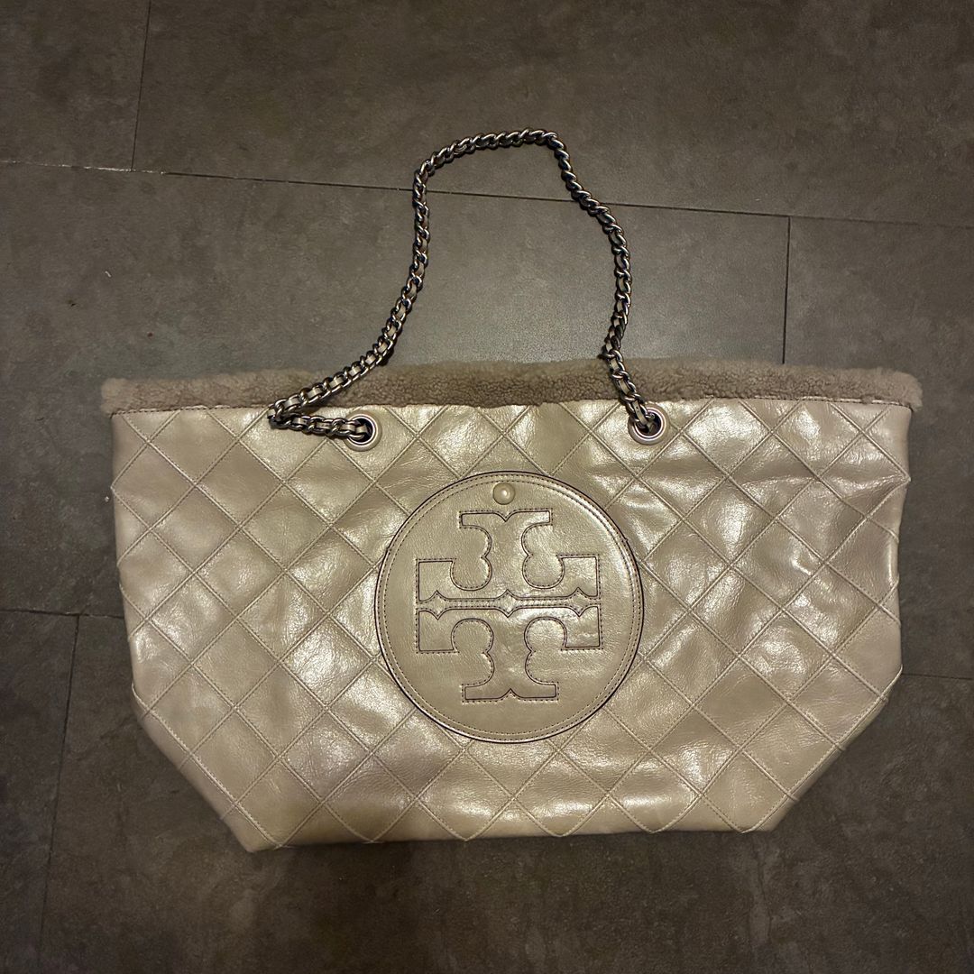 Ella Chain Shearling Tote