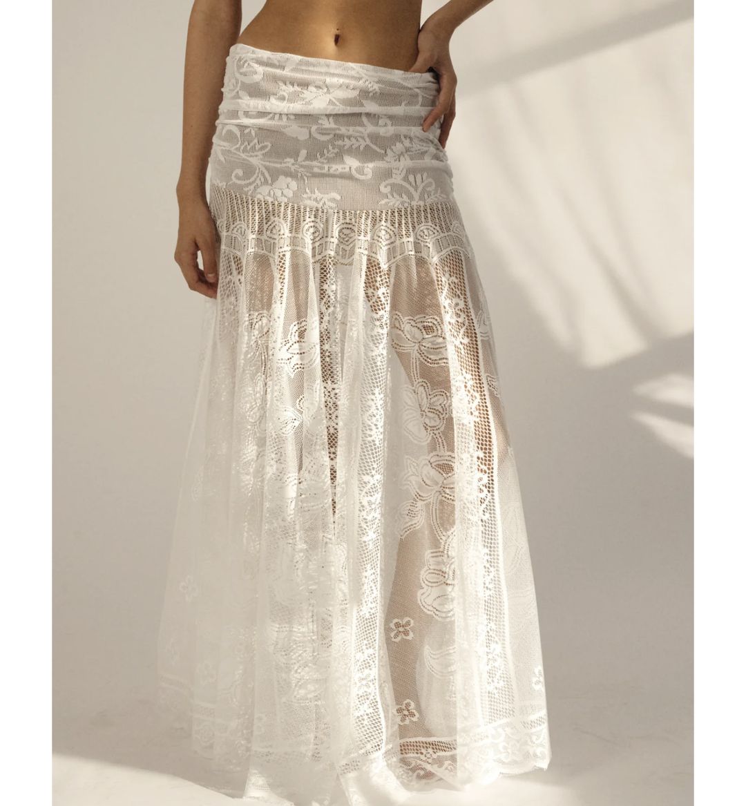 Callista White Maxi Skirt L