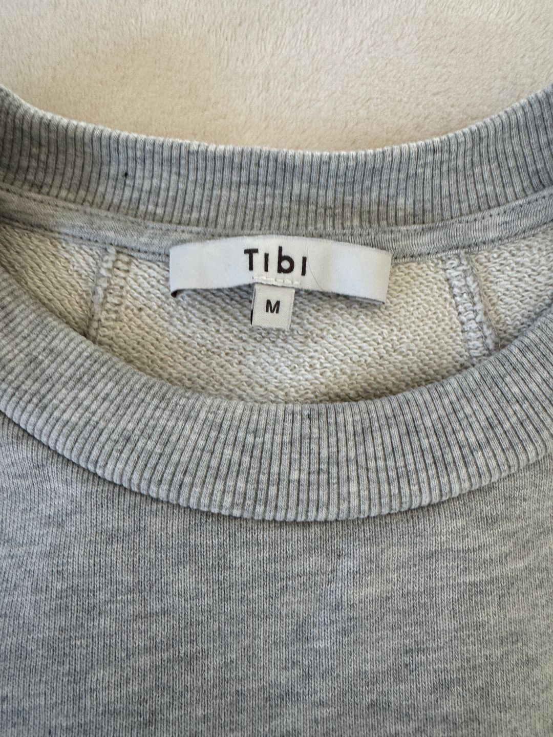 Rounded Sweatshirt