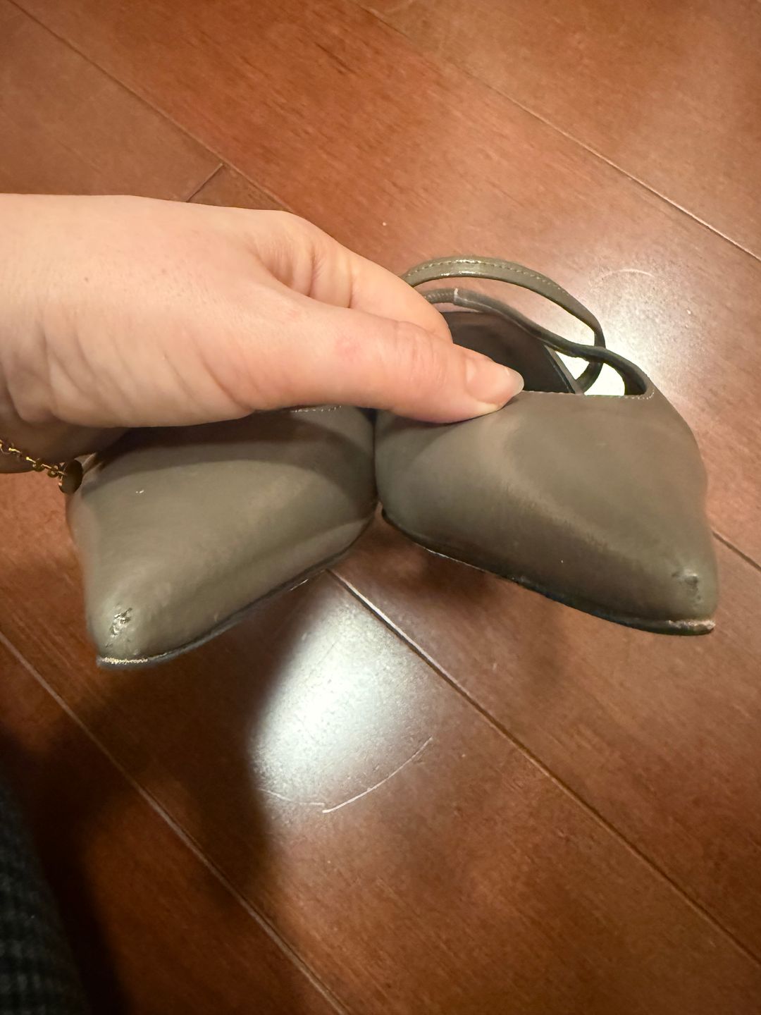 The Sharp Slingback taupe