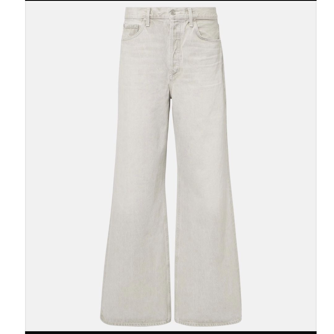 wide-leg jeans