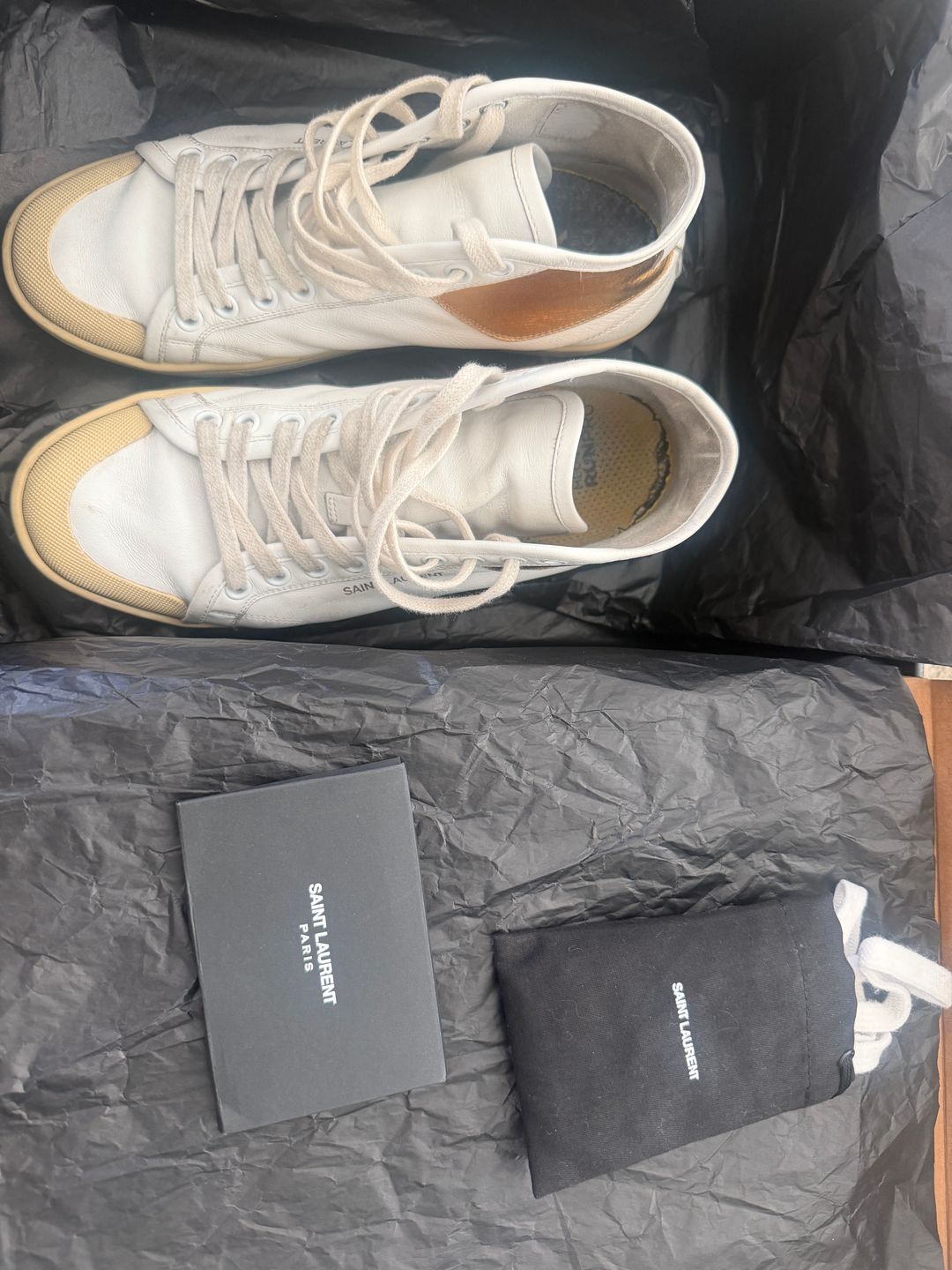 Saint Laurent SL/39 Mid Top Sneakers (also called the Court Classic SL/39 Mid) in Blanc Optique/Oro