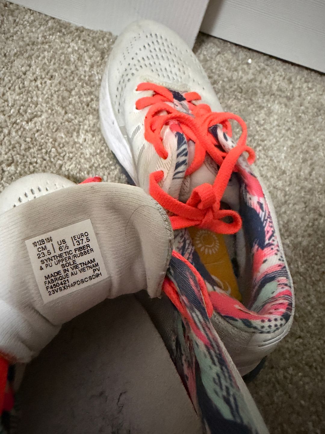 Running shoes