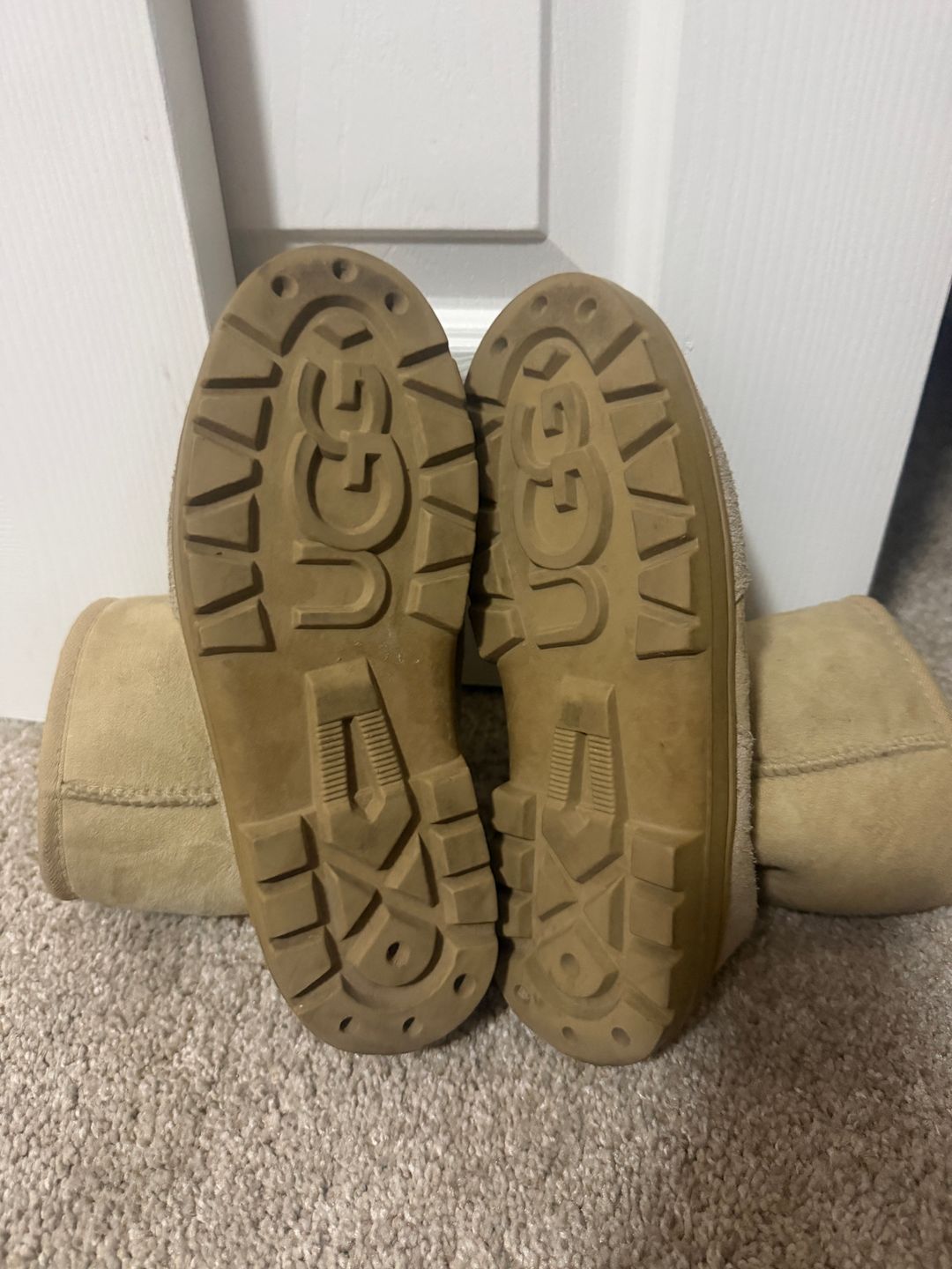 UGG Classic Ultra Mini Platform Boots in the “Sand” / beige suede colorway. chunky gum sole, oversized UGG tread pattern