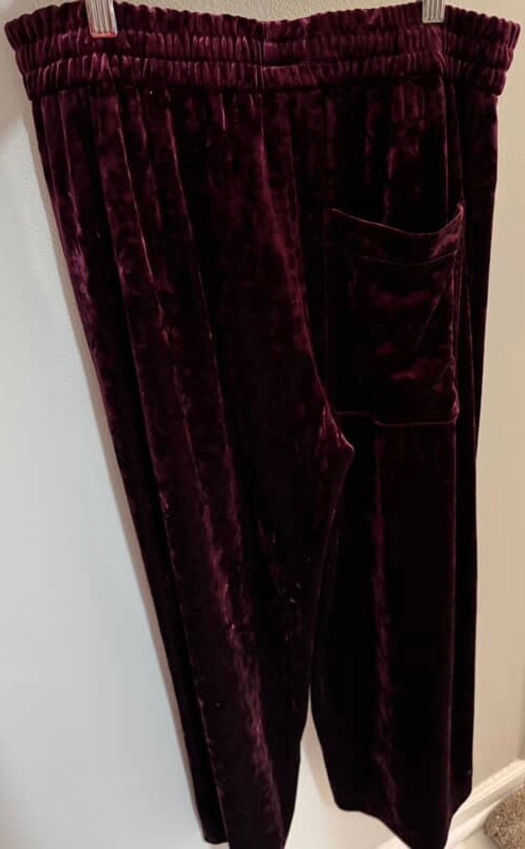 Stretch Velvet Wide Leg Pull On Pant