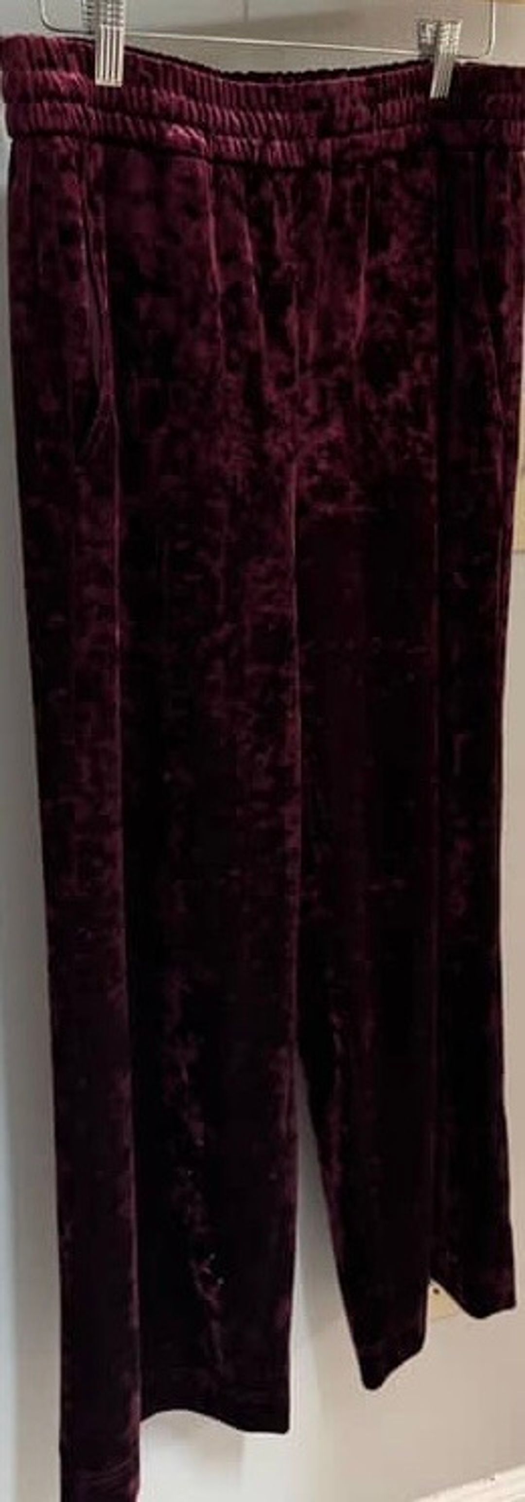 Stretch Velvet Wide Leg Pull On Pant