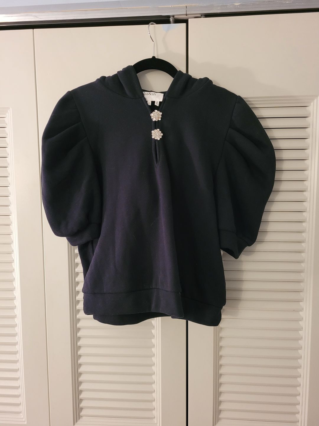 Dylia Short Sleeve Hoodie Sweatshirt