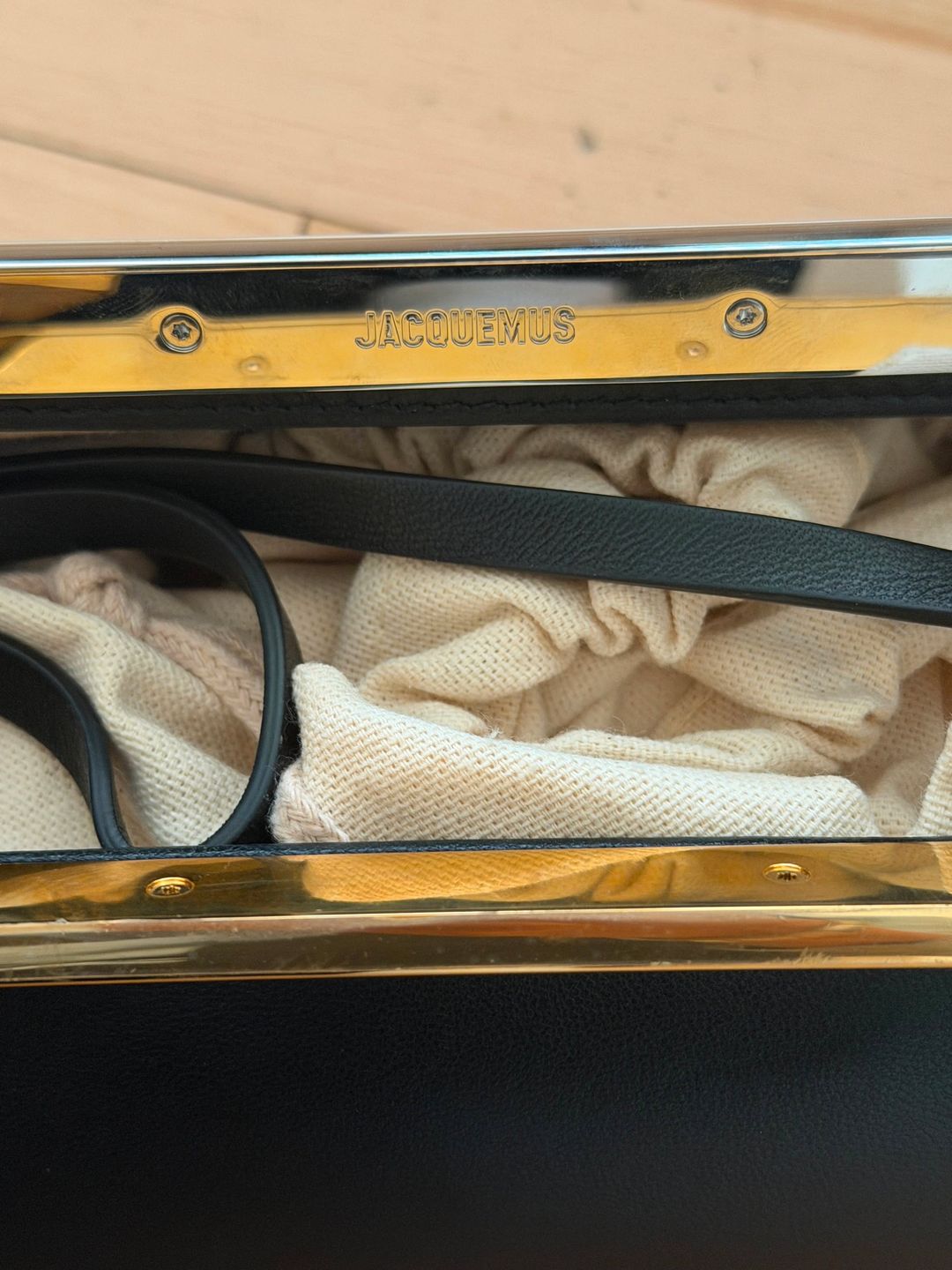 Jacquemus
La Pochette Salon Clutch