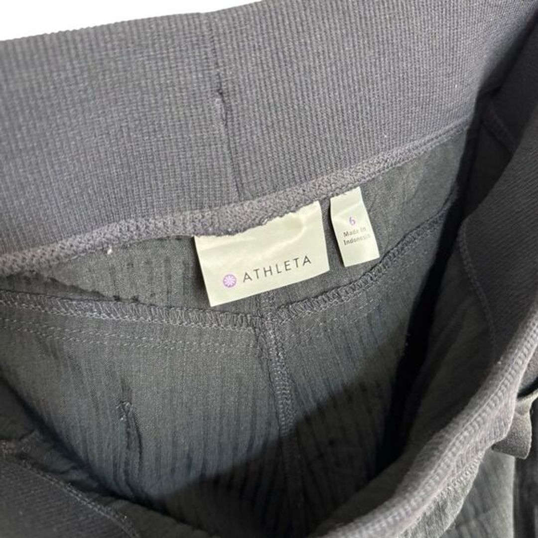 Athleta P47 Cropped Jogger Pants Grey