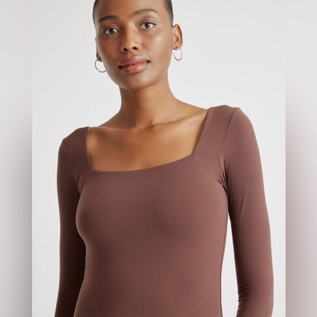 NWT Quince Brown Square-Neck Long-Sleeve Bodysuit