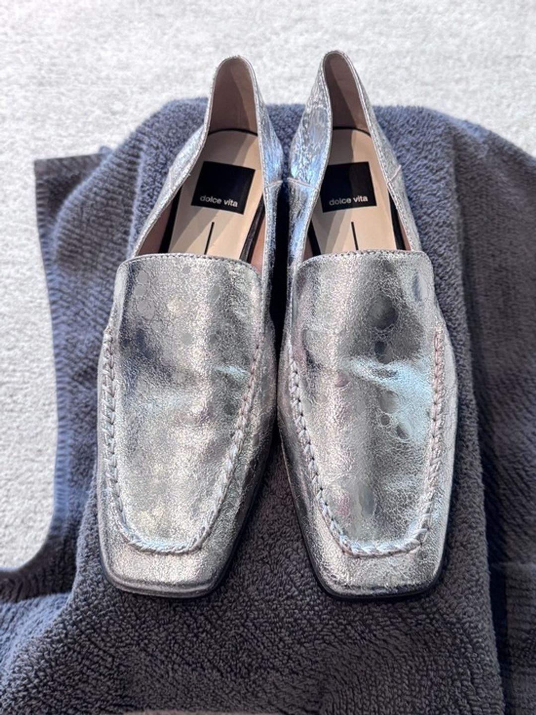 Dolce Vita Beny Flats Silver Distressed Leather - Size 8