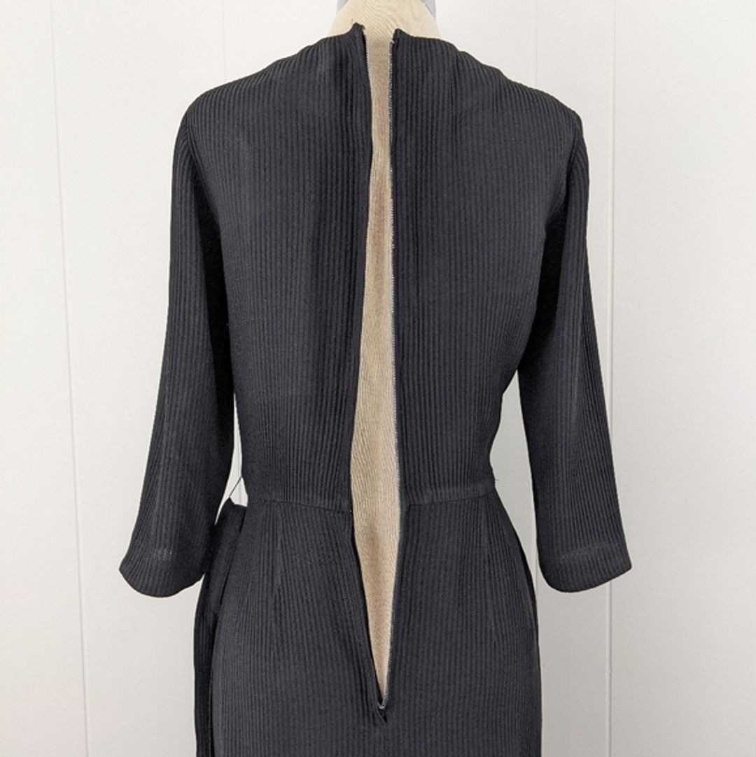Vintage 50's L'Aiglon Ribbed Wiggle Dress