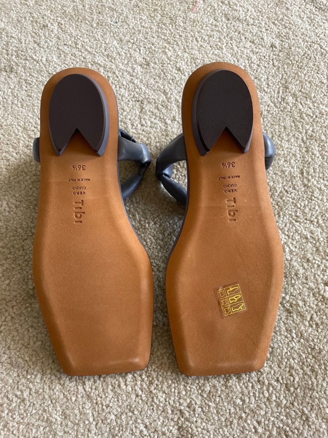 Aston Sandal