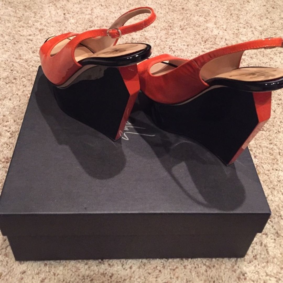 Giuseppe Zanotti Keope 110 Vernice Papaya Wedge Sandal