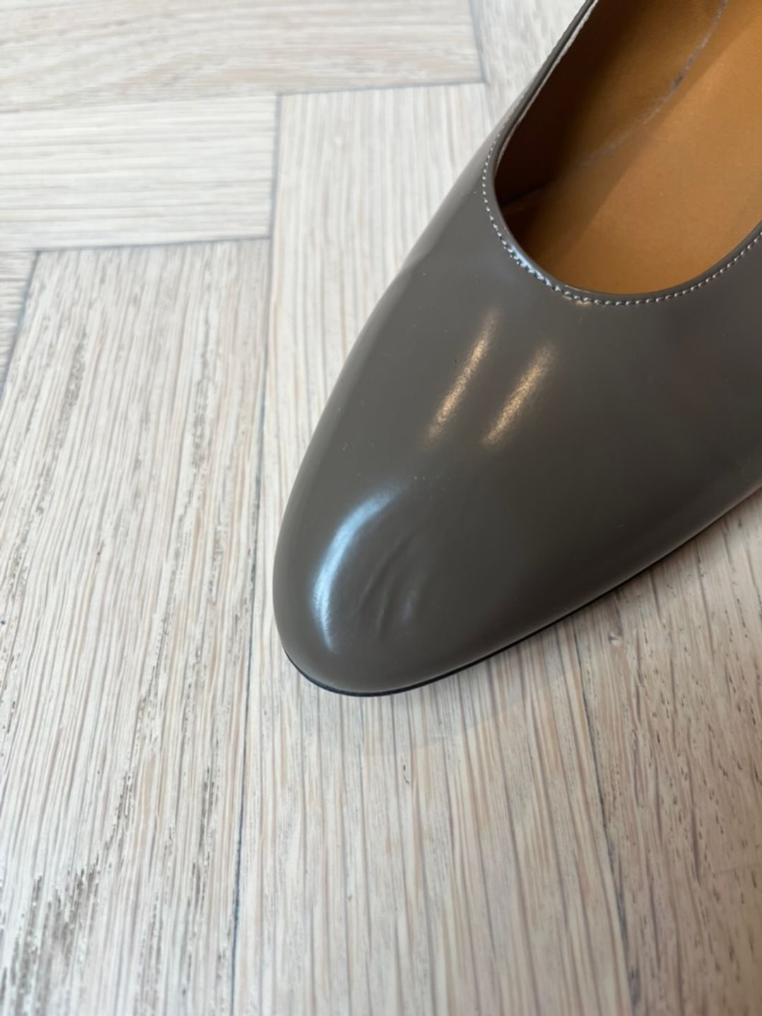 The Row New Almond Leather Pumps size eu 39