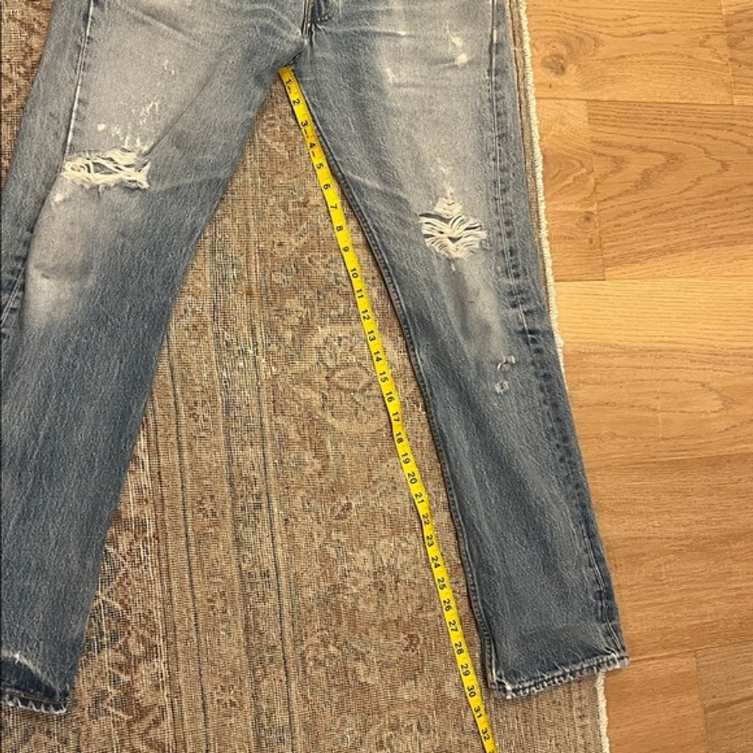Levis Vintage Distressed Jeans