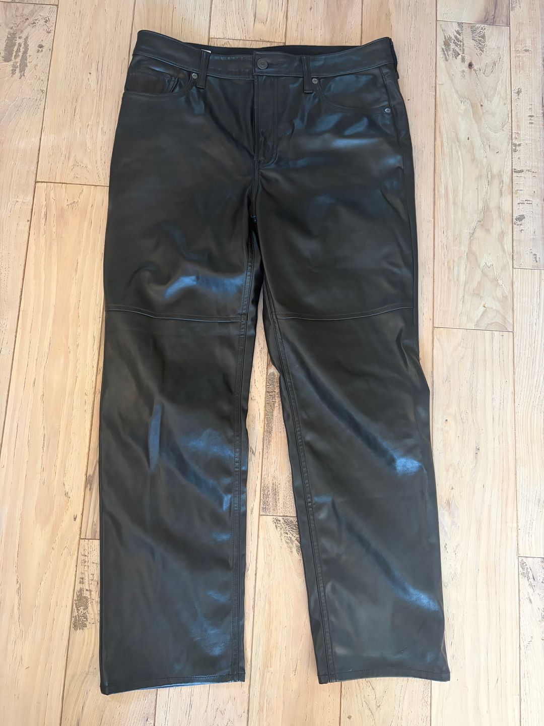 high rise vegan leather cheeky straight pants
