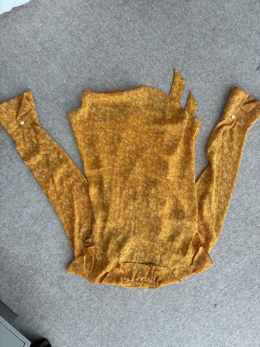 Veronica Beard Yellow floral blouse