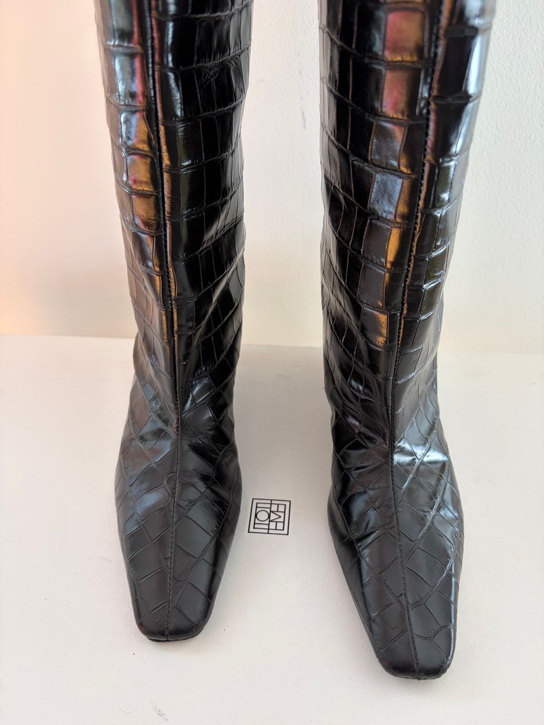 Croc-effect leather knee boots