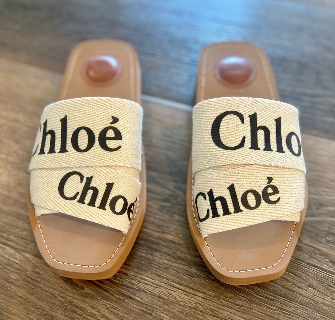 Woody Flat Logo Ribbon Slide Sandals