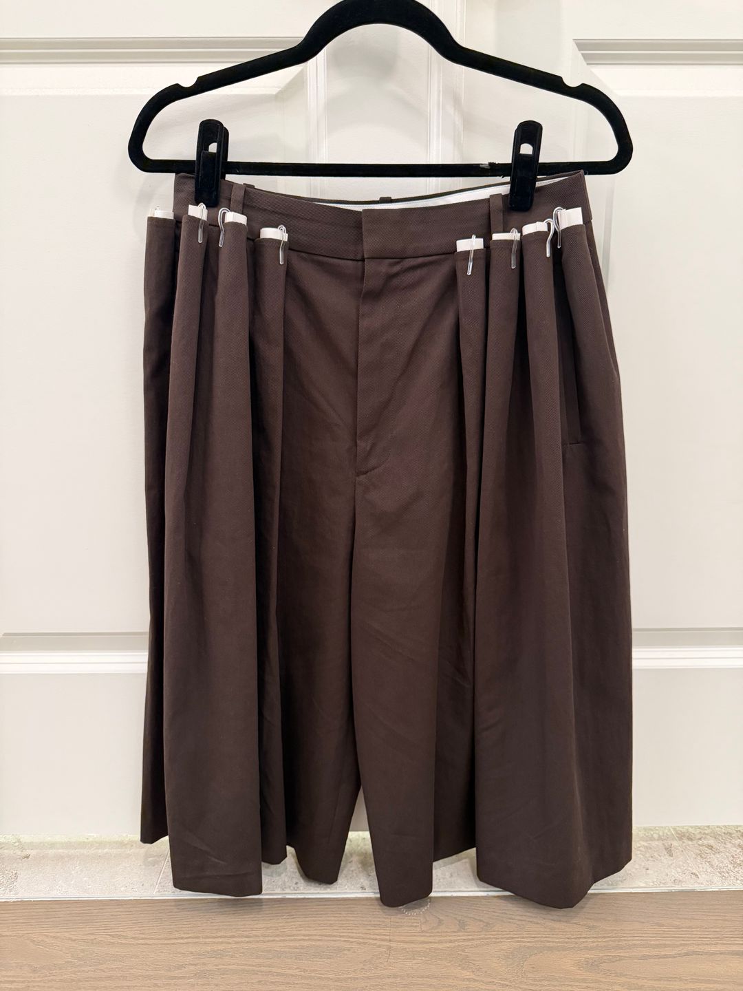 Luxe Spring Twill Tucked Pleated Wide Leg Short