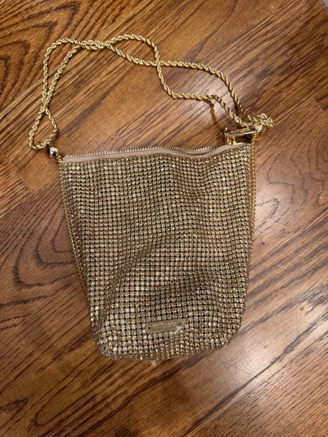 RUE WRISTLET BAG - SAND DOLLAR