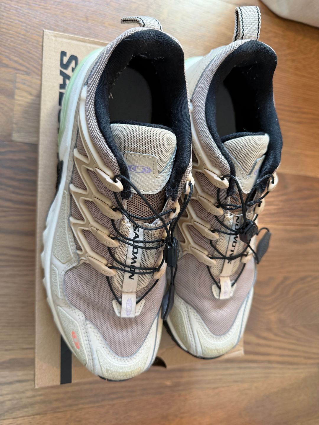 Salomon Sneakers