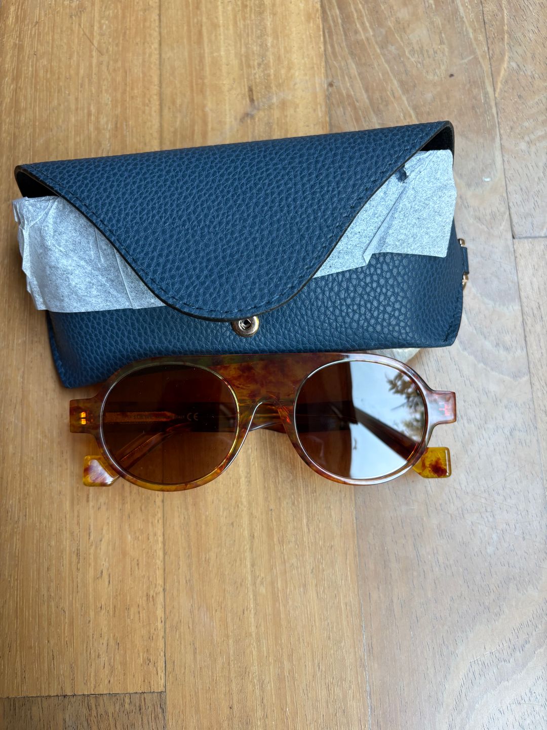 Loewe Aviator-style Tortoiseshell Acetate Sunglasses In Brown Lw40020f 50Mm