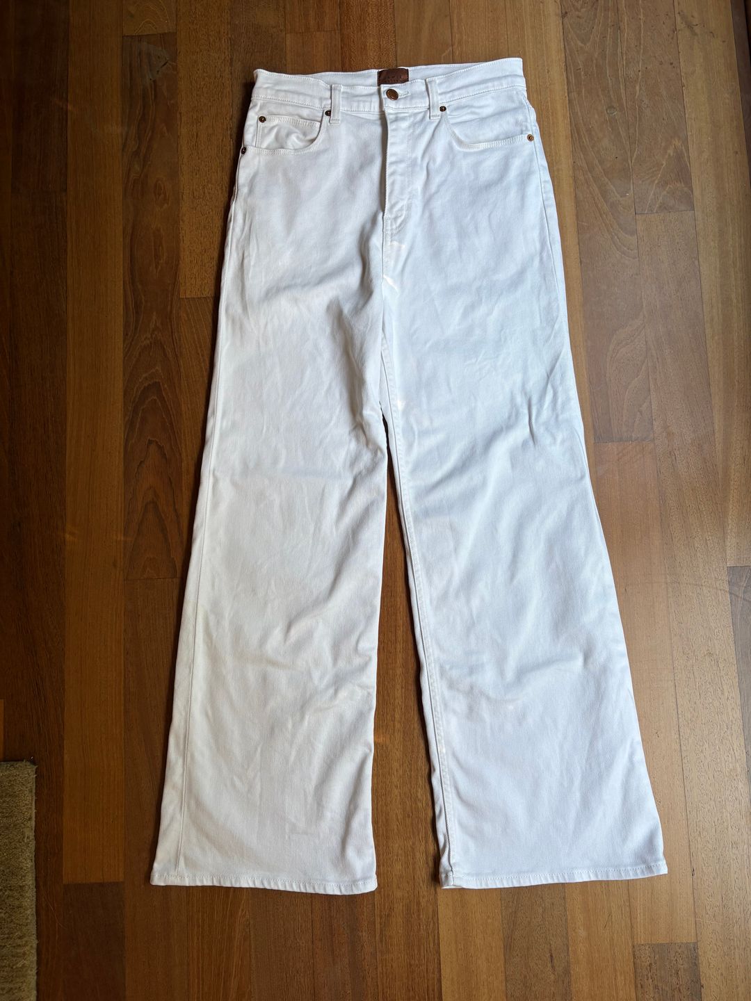 The Wide A Leg in Soft White