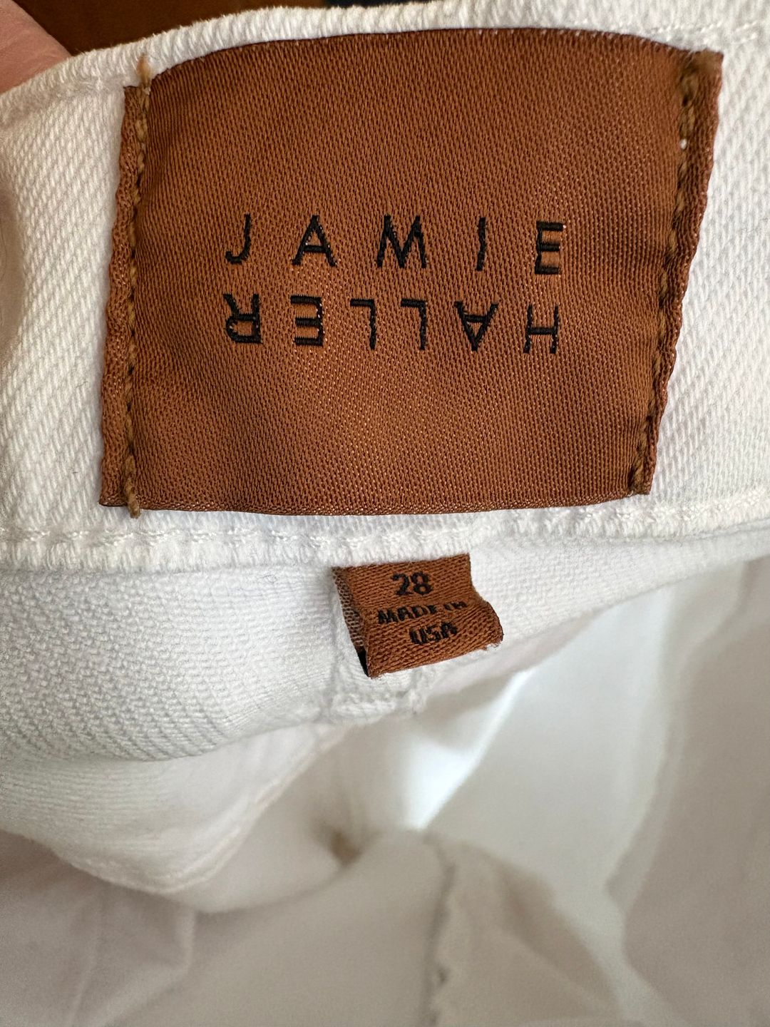 The Wide A Leg in Soft White