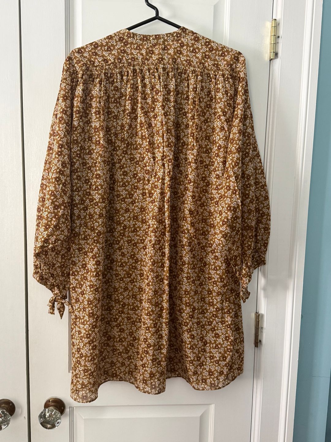 HMD -- OPAL DRESS -- GOLDEN MESA FLOR