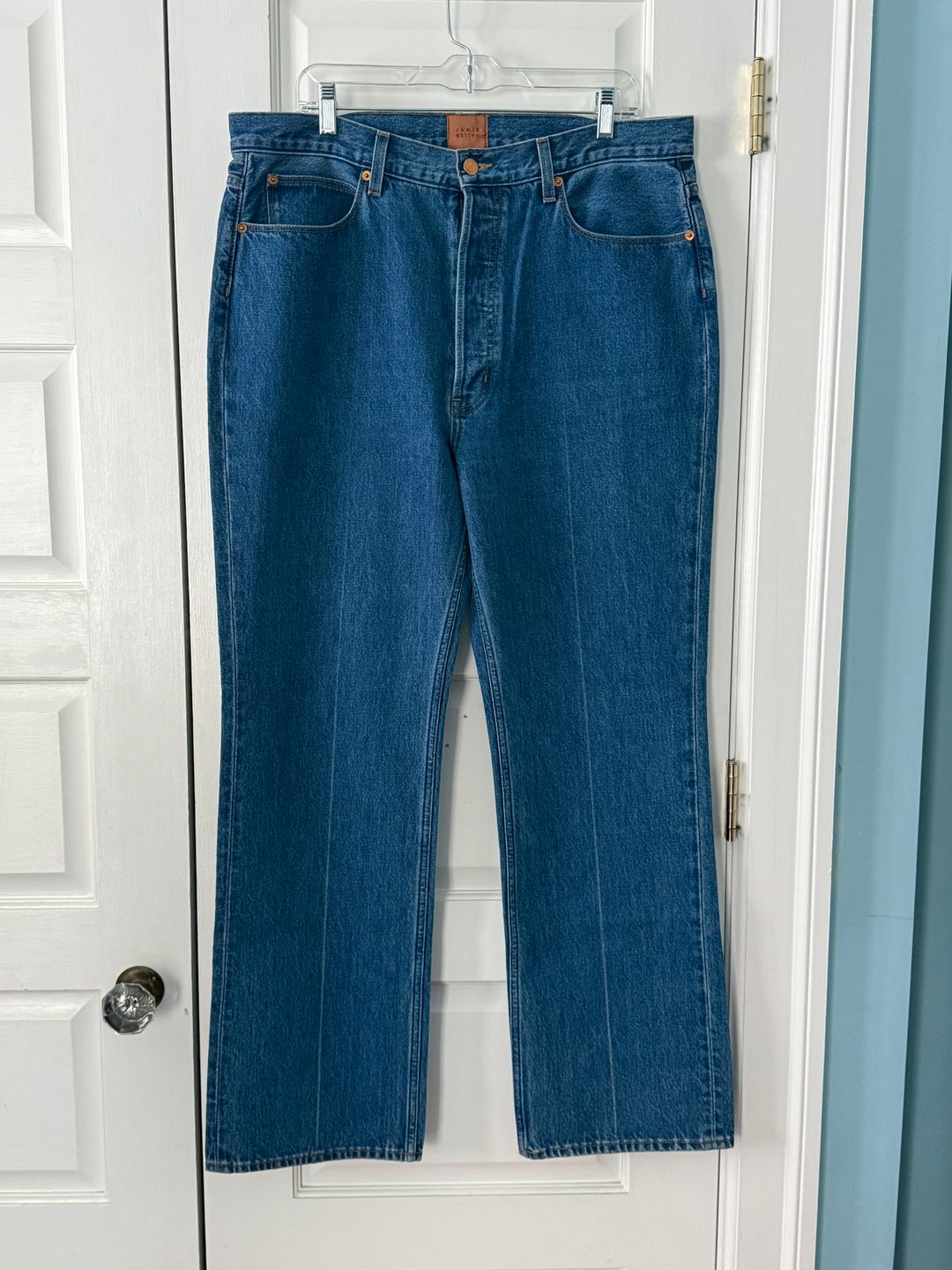 The Easy in Stone Crease